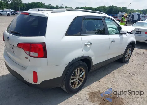 2015 Kia Sorento Lx из США, поврежденный, VIN 5XYKTCA66FG646604